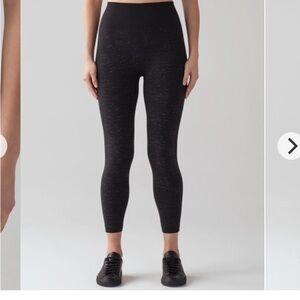 Lululemon Free to Flow 7/8 Tight